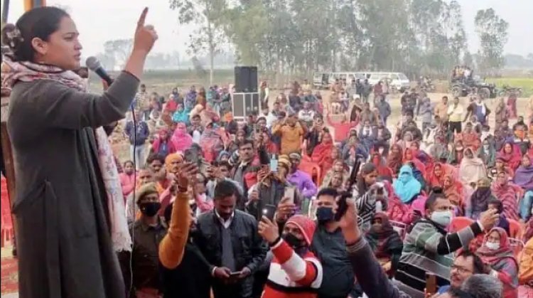 जनसभा में अखिलेश के नारे लगने पर भड़कीं अपर्णा यादव, बोलीं 'योगी राज में जान की भीख मांग रहे सपा के गुंडे'