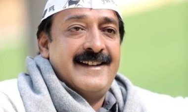 दिल्ली में बादली के विधायक अजेश यादव को बिहार का चुनाव प्रभारी तथा राहुल तंवर को संगठन मंत्री बनने पर आप कार्यकर्ताओं ने दी बधाई