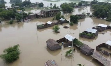 गंडक नदी के जलस्तर में उतार चढ़ाव को लेकर दहशत में ग्रामीण
