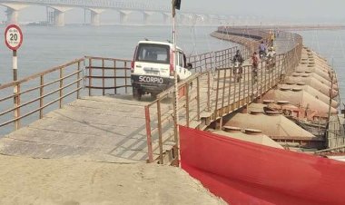पटना में गंगा पर बना पीपा पुल टूटा, हजारों लोग और वाहन फंसे, अफरा-तफरी का माहौल