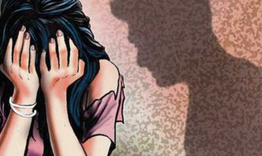 पुलिस से मदद मांगने आई महिला के साथ शर्मनाक घटना, वर्दी का रौब दिखाकर थाना प्रभारी ने महिला से 8 दिनों तक किया दुष्कर्म