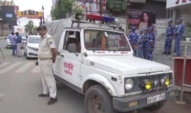 BIG BREAKING: राजधानी पटना में बिहटा का ये रंगबाज हुआ ग्रिफ्तार राइफल पिस्टल लेकर सरे आम घुम रहा था दबोचा गया!