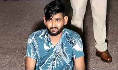 40 महिलाओं से बनाए संबंध, रेकॉर्ड कर करता था ब्लैकमेल.ढोल बजाने वाले ने 7 गांवों की लड़कियों से दोस्ती कर बनाए अश्लील वीडियो, सदमे में मां-बेटी की मौत