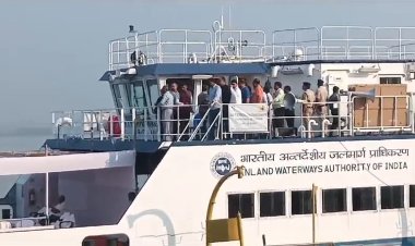 छठ महापर्व को लेकर तैयारियों में जुटा प्रशासन, कमिश्नर कुमार रवि ने डीएम-एसएसपी संग छठ घाटों का लिया जायजा