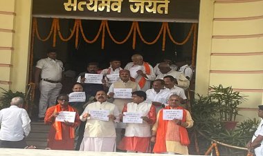 बिहार विधानसभा के शीतकालीन सत्र का पहला दिन चढ़ा हंगामे की भेंट, श्रद्धांजलि देते समय ही भिड़ा पक्ष-विपक्ष