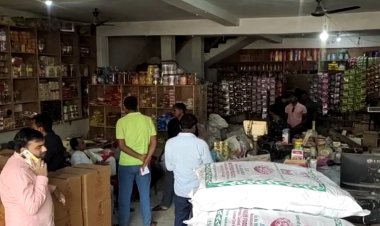 नवादा में बेखौफ चोरों ने किराना दुकान को बनाया निशाना, 80 हजार नगदी समेत 2 लाख की संपत्ति पर किया हाथ साफ