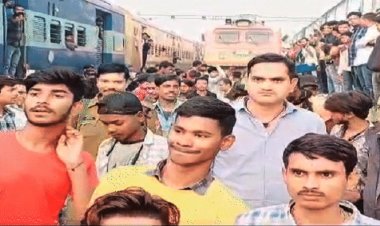मेरी ड्यूटी के 12 घंटे पूरे बोलकर बीच रास्ते ट्रेन छोड़कर चले गए ड्राइवर और गार्ड, यात्रियों ने जमकर काटा बवाल