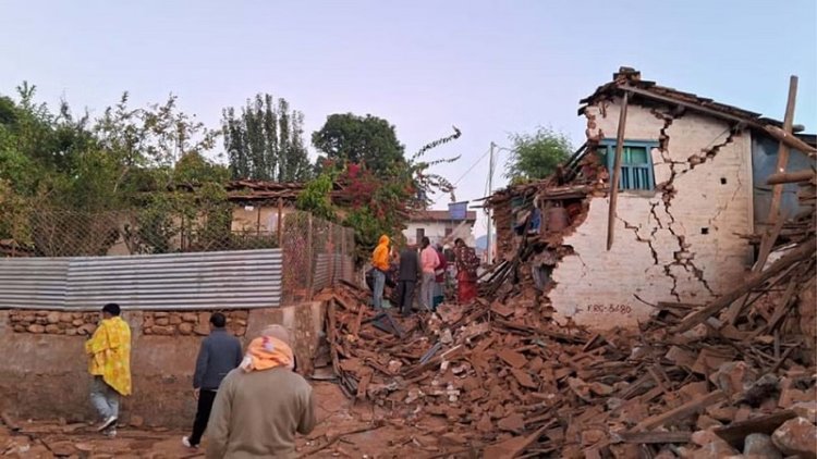 नेपाल में भूकंप से भीषण तबाही, 132 लोगों की गई जान, 100 से ज्यादा घायल, पीएम मोदी ने जताया दुख