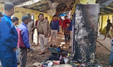 बिहार में रंगदारी नहीं देने पर राशन डीलर को अपराधियों ने मारी गोली, गोलबंद होने पर दुकान में लगाई आग, पुलिस..?