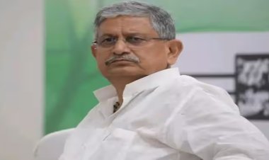 अपना पत्ता कटने के सवाल पर पत्रकारों पर ही भड़के ललन सिंह, सुशील मोदी और गिरिराज सिंह को खूब सुनाया
