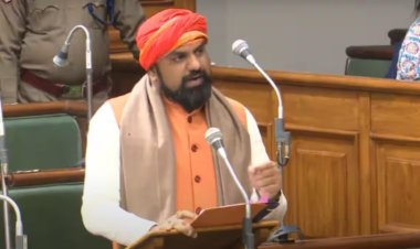 सम्राट चौधरी ने 2.78 लाख करोड़ का पेश किया अपना पहला बजट, विपक्षी विधायकों ने मचाया हंगामा