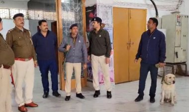 बिहार आर्थिक अपराध इकाई की टीम ने पटना जीपीओ में मारा छापा, मादक पदार्थों की तलाशी में जुटा डॉग स्क्वायड, हड़कंप