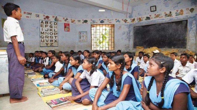 बिहार के सरकारी स्कूलों की टाइमिंग में हुआ बदलाव, विपक्ष के हंगामे के बाद सीएम नीतीश का बड़ा फैसला