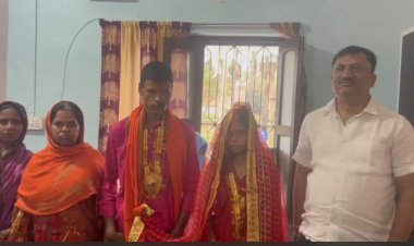 घर वाले नहीं माने तो मुखिया से की बात, फिर पंडित बुलाकर प्रेमी जोड़े की कराई गई शादी, ग्रामीण बने बाराती और घराती