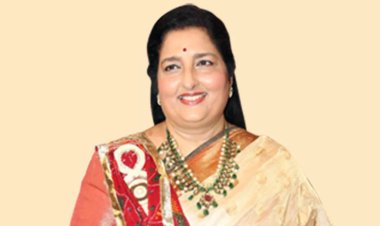 गायिकी के दुनिया में अपना परचम लहराने के बाद अब राजनीतिक दुनिया में कदम रखी पार्श्व गायिका अनुराधा पौडवाल, बीजेपी में हुई शामिल ...
