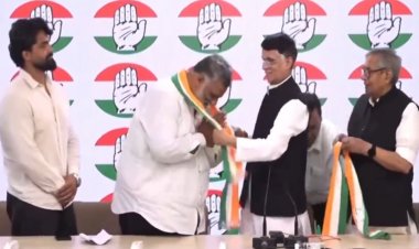 बीवी और बच्चे समेत मियां पप्पू यादव हुए कांग्रेस के, अपनी पार्टी का कांग्रेस में किया विलय, यहां से लड़ेंगे लोकसभा चुनाव