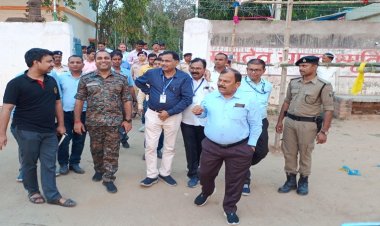 लोकसभा चुनाव को लेकर नवादा डीएम ने ईवीएम डिस्पैच सेंटर का किया निरीक्षण, दिए कई दिशा-निर्देश