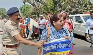 पटना में बेरोजगार हुए अतिथि शिक्षकों पर पुलिस ने बरसाईं लाठियां, सीएम आवास का घेराव करने निकले थे शिक्षक