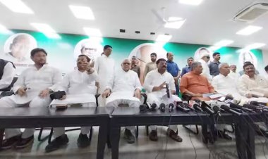 लालू यादव की आरजेडी छोड़ने वाले अशफाक करीम ने थामा जेडीयू का दामन, कहा- राजद ने मुसलमानों का हक मारा