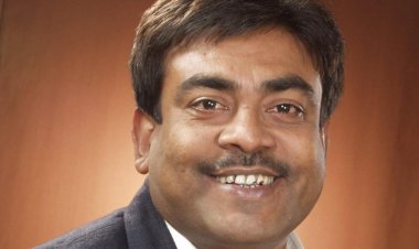 लालू-तेजस्वी को तीसरे चरण के मतदान से पहले बड़ा झटका, इस बड़े नेता ने आरजेडी से दिया इस्तीफा