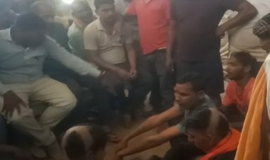 गया में 6 मोटर पंप चोरों को पहले ग्रामीणों ने पकड़ा, फिर सभी का सिर मुंडवाकर गांव में घुमाया, अब कार्रवाई में जुटी पुलिस