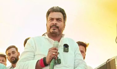 लालू की आरजेडी को फिर लगा तगड़ा झटका, प्रभुनाथ सिंह के बेटे ने फूंका बगावती बिगुल, कहा- महाराजगंज से जीतकर दिखाए इंडी गठबंधन