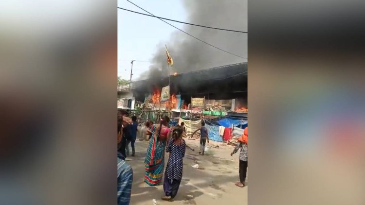 पटना में चितकोहरा पुल के पास लगी भीषण आग, 6 से 7 घर जलकर खाक, मची अफरा-तफरी