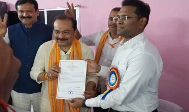 नवादा लोकसभा सीट से जीते विवेक ठाकुर, 67670 मतों से राजद प्रत्याशी श्रवण कुशवाहा क़ो हराया
