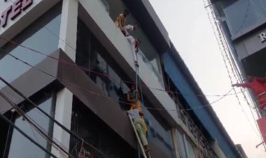 दानापुर के बैंक्वेट हॉल में लगी भीषण आग, अंदर फंसे थे इतने लोग, मची अफरा-तफरी