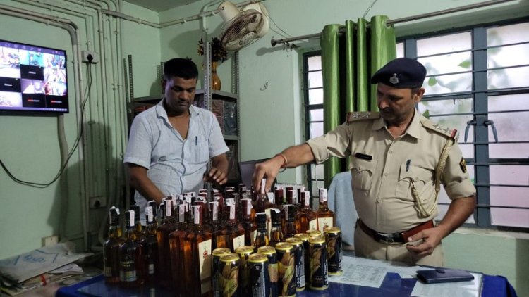 शराबबंदी वाले बिहार में अब सरकारी बस में हो रही शराब की तस्करी, ड्राइवर समेत 3 को पुलिस ने दबोचा