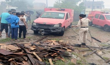 नालंदा में बीड़ी फैक्ट्री में लगी भीषण आग, 10 लाख से ज्यादा की संपत्ति जलकर खाक