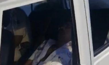 उधर बेखौफ अपराधी मचा रहे तांडव, इधर टांग पर टांग चढ़ा ऑन ड्यूटी जिप्सी में सो रही पटना पुलिस, ऐसे सुरक्षित रहेंगे पटना वाले..?