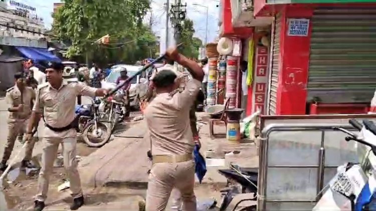 पटना में विधानसभा मार्च निकाल रहे कांग्रेस के युवा कार्यकर्ताओं को पुलिस ने दौड़ा-दौड़ाकर सोंटा, धक्का-मुक्की भी हुई