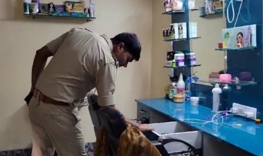 पटना में 3 हजार में स्पा-पार्लर वाले दे रहे फुल सर्विस, मिजाज खुश करने की गारंटी, पुलिस थाना भी है मैनेज...पार्लर की आड़ में जिस्मफरोशी के गोरखधंधे का पटना पुलिस ने किया खुलासा..!