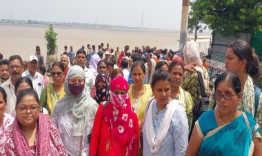 पटना में BPSC शिक्षक का 24 घंटे बाद भी नहीं मिला शव, शिक्षकों ने निकाला मौन जुलूस, कल स्कूल जाते समय गंगा में डूबे थे..