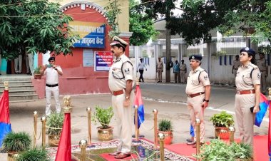 बिहार के नए DGP आलोक राज पहुंचे एसएसपी कार्यालय, साथ में ADG विधि व्यवस्था संजय सिंह, एडीजी मुख्यालय जितेंद्र सिंह गंगवार भी मौजूद