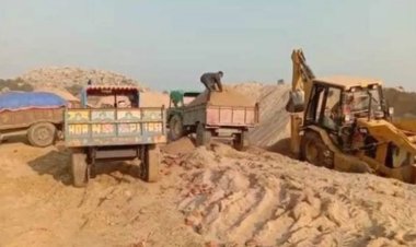 अवैध खनन में दो मजदूरों की बालू में दबने से मौत, जेसीबी छोड़ ड्राइवर समेत बालू माफिया फरार, बवाल..