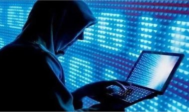 नवादा पुलिस के हत्थे चढ़ा साईबर अपराधी, दो मोबाइल, चार सिम और कस्टमर डेटा जब्त