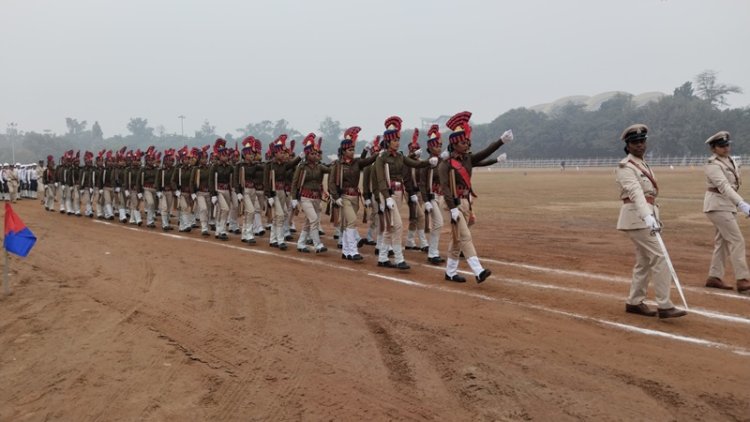 गणतंत्र दिवस को लेकर पटना के गांधी मैदान में तैयारियां पूरी, गवर्नर आरिफ मोहम्मद खान फहराएंगे तिरंगा, इतनी टुकड़ियां लेंगी भाग