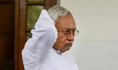 बिहार विस चुनाव से पहले सीएम नीतीश को लगा बड़ा झटका, जेडीयू के प्रदेश महासचिव समर्थकों के साथ आरजेडी में शामिल