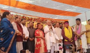पटना में होली मिलन समारोह: दिग्गज नेताओं की महाजुटान, रंग और उमंग के साथ महापर्व का आगाज़