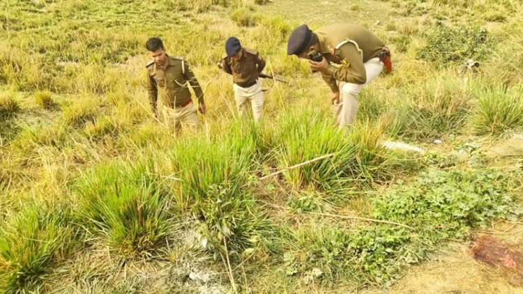 बिहार में डबल मर्डर से हड़कंप, अपराधियों ने गोली मारकर सड़क किनारे फेंकी लाश, जांच में जुटी पुलिस