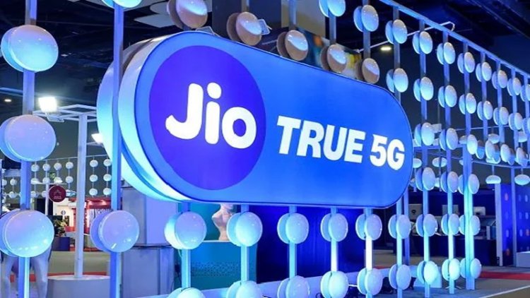 महाकुंभ में जियो की 5G स्पीड एयरटेल से बेहतर: ऊकला रिपोर्ट