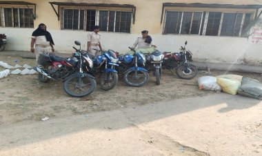 जंगली रास्तों से नवादा लाई जा रही सैकड़ों लीटर शराब के साथ पांच मोटरसाइकिलें जब्त