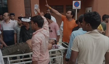 बेटी की शादी का कार्ड बांटने जा रहे प्रॉपर्टी डीलर को अपराधियों ने मारी गोली