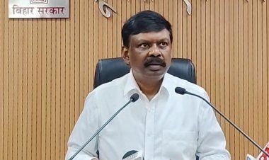 मुख्यमंत्री नीतीश कुमार की अध्यक्षता में आयोजित कैबिनेट बैठक में कई अहम फैसले, 34 एजेंडों पर लगी मुहर