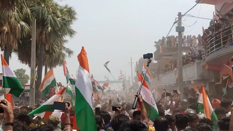 शहीद मनीष का पार्थिव शरीर पहुंचा पैतृक गांव पांडे गंगौट, सैन्य सम्मान के साथ दी गई अंतिम विदाई
