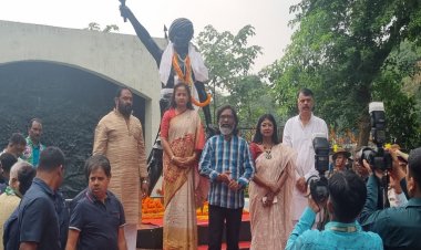 मुख्यमंत्री हेमंत सोरेन ने भगवान बिरसा मुंडा को उनकी जयंती पर किया नमन, कहा-इतिहास के अमर नायक हैं 'धरती आबा'