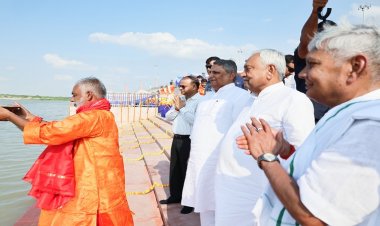मुख्यमंत्री ने बख्तियारपुर में पुरानी गंगा धार को पुनर्जीवित करते हुए पक्का तट सुरक्षात्मक कार्य का किया लोकार्पण