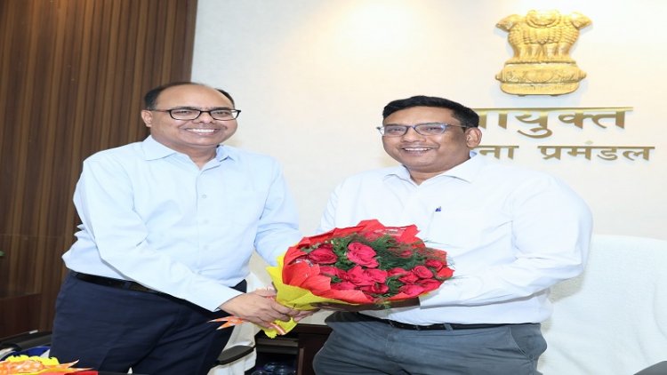 डॉ. चंद्रशेखर सिंह ने संभाला पटना प्रमंडलीय आयुक्त का पदभार, कहा-जनहित के मामलों को देंगे सर्वोच्च प्राथमिकता